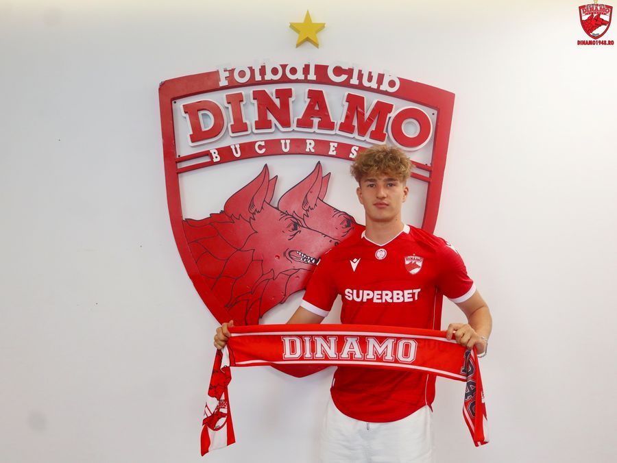 Dinamo a oficializat transferul lui Ionică, foto: Facebook Dinamo București Transfer curios la Dinamo » Românul din Liga 3 care a dat probe în Olanda a semnat: „Mult succes!”