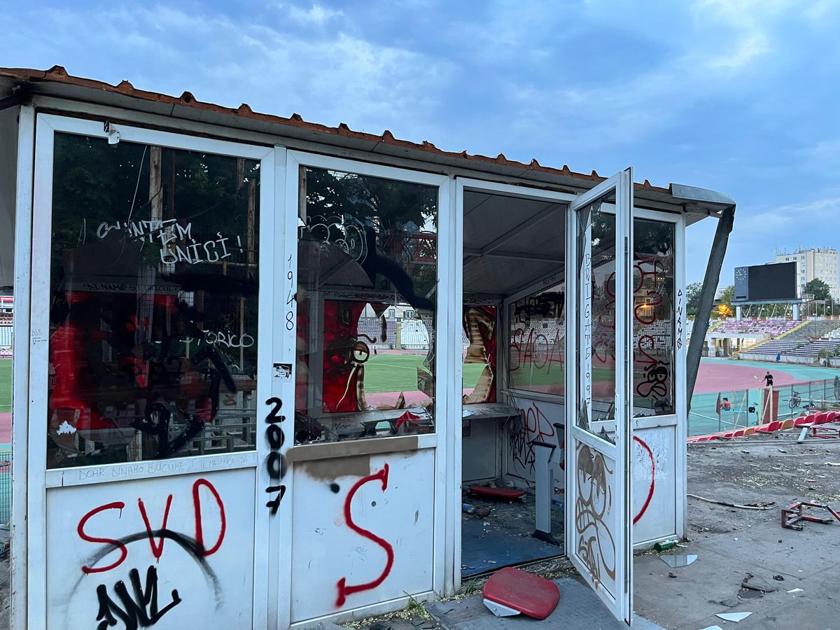 Stadion Dinamo - machetă și imagini de la demolarea actualei arene