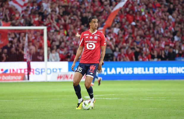 Ipoteza lansată de ziarele spaniole despre transferul lui Leny Yoro » Ibericii susțin că francezul a fost amenințat să semneze cu Manchester United