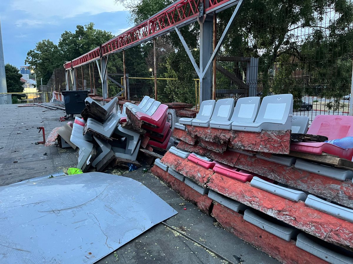 Stadion Dinamo - machetă și imagini de la demolarea actualei arene