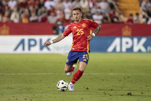 Aleix Garcia, în tricoul naționalei Spaniei, foto: Imago Images