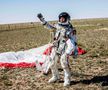 Felix Baumgartner, la aterizarea după săritura din stratosferă Foto: Imago Images