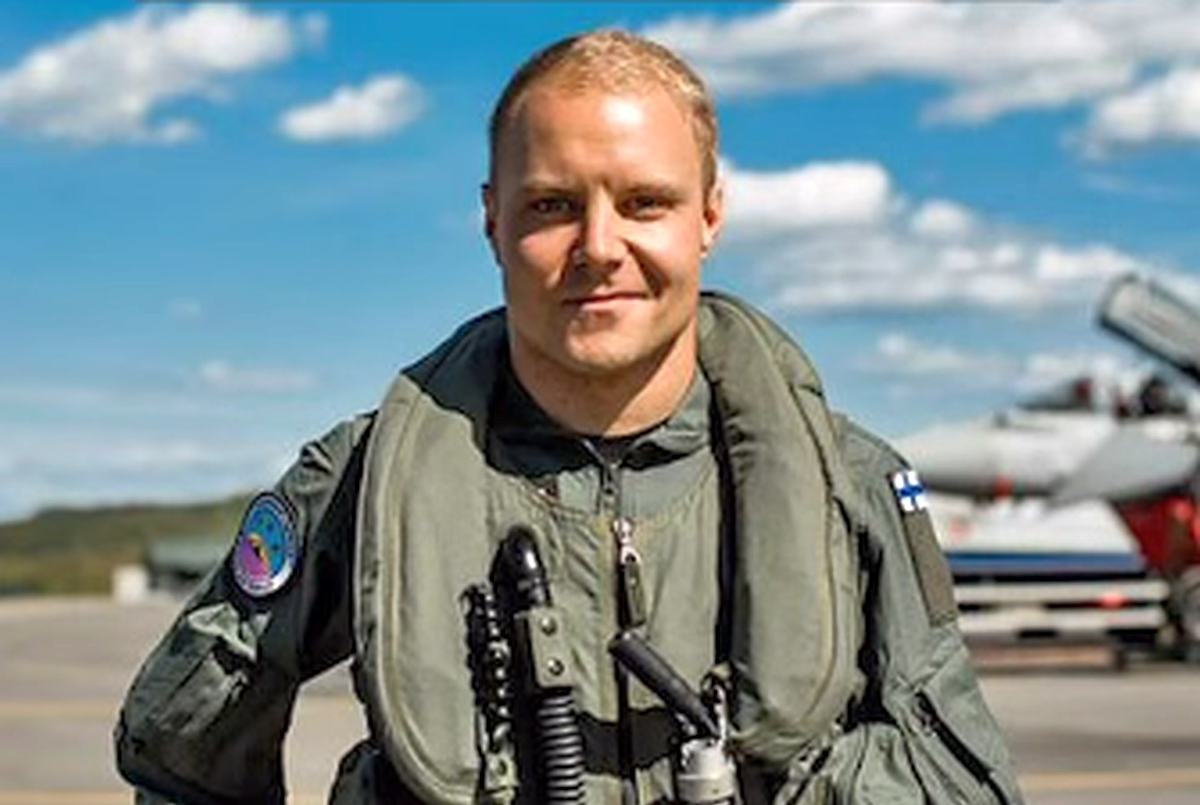 „Eram un trăgător bun” » Pilotul din Formula 1 a fost lunetist în armată: „Dormeam două săptămâni în pădure”