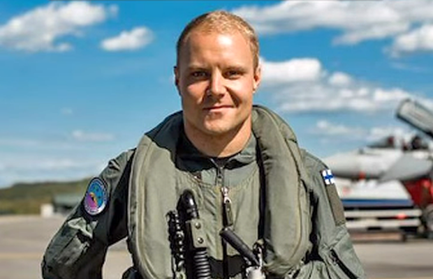 „Eram un trăgător bun” » Pilotul din Formula 1 a fost lunetist în armată: „Dormeam două săptămâni în pădure”