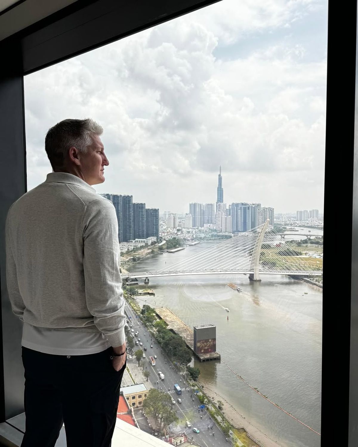 Îi oferă 1,5 milioane de euro pentru a rupe tăcerea despre divorțul anului în sport