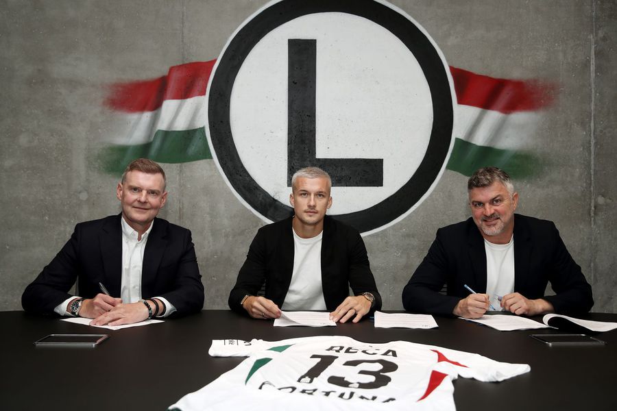 Legia Varșovia l-a prezentat pe Arkadiusz Reca Edi Iordănescu, „recompensat” de polonezi pentru calificare » Transfer tare la Legia: are 113 meciuri în Serie A