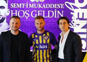 Eyupspor l-a anunțat pe Denis Drăguș » Primele declarații ale noului atacant român + Ce salariu va avea!