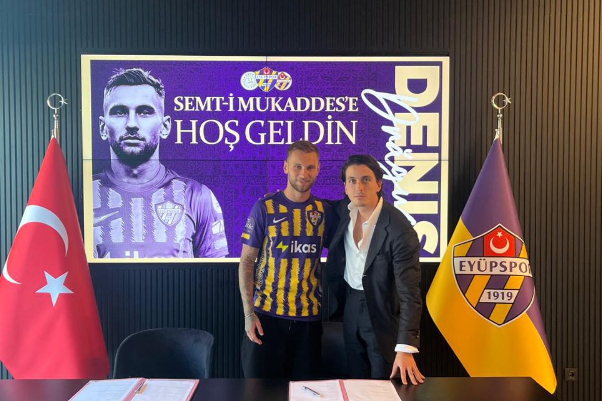 Denis Drăguș, prezentat la Eyupspor