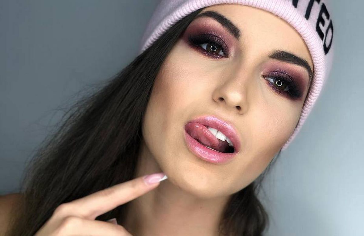 GALERIE FOTO A luat mințile bărbaților! Roberta Anghel este una dintre cele mai sexy antrenoare de fitness din București