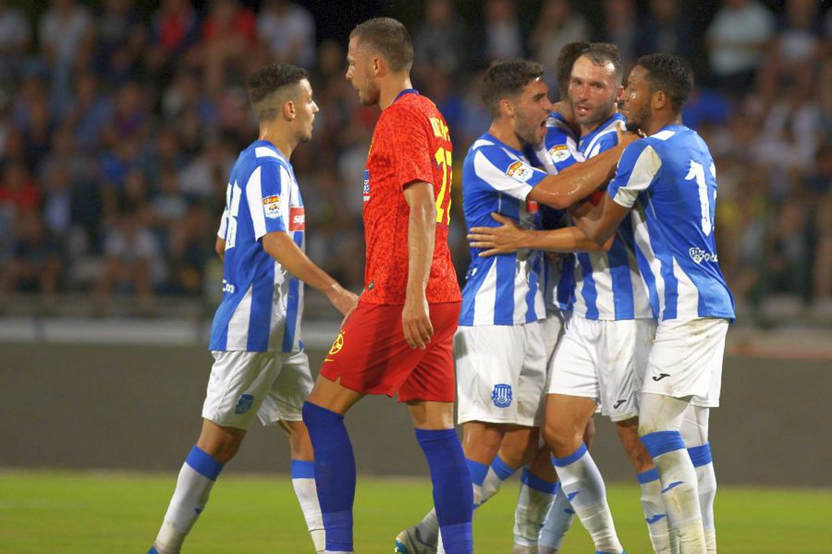 FCSB - POLI IAȘI 1-2 // VIDEO + FOTO Cine îi mai salvează? Roș-albaștrii sunt în derivă, după a 4-a înfrângere la rând în Liga 1