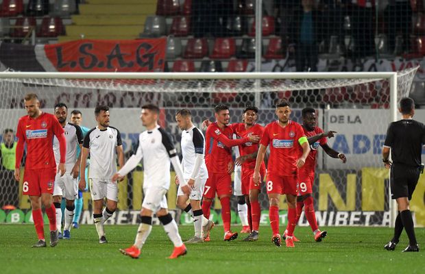 ASTRA - FCSB // FCSB n-a mai bătut-o pe Astra de la un blat! Prietenia care a dus inclusiv la un împrumut extrem de dubios