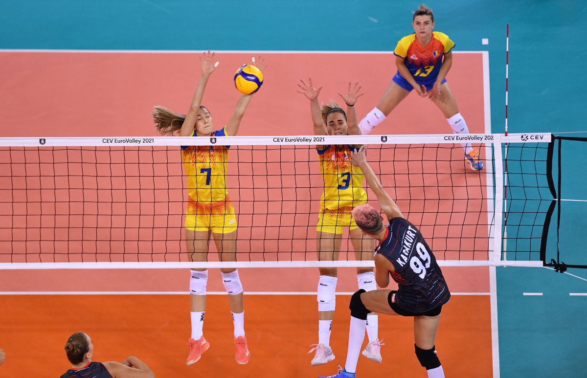 România a pierdut primul meci de la Campionatul European de volei feminin! Ce șanse au „tricolorele” la calificarea în „optimi”
