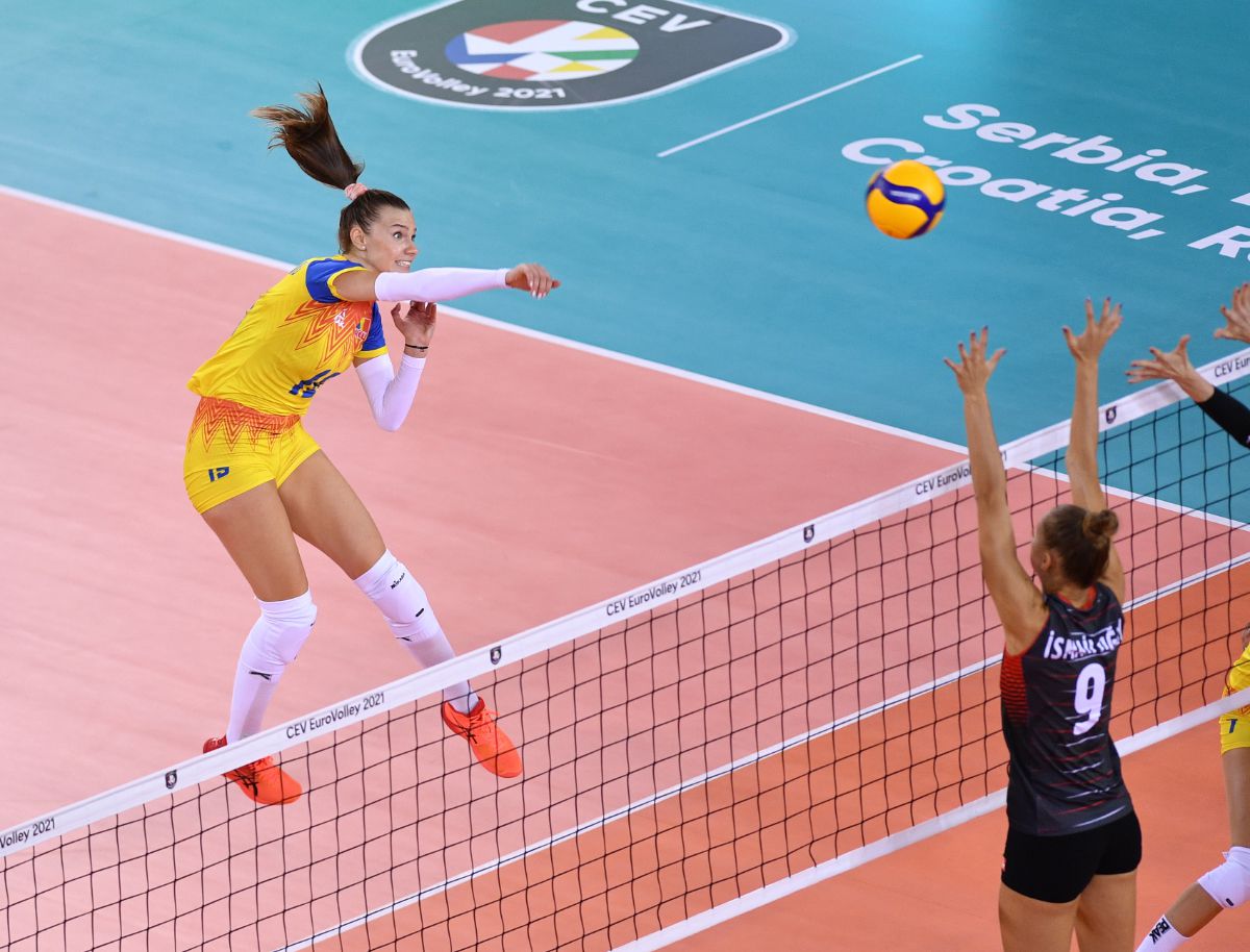 România a pierdut primul meci de la Campionatul European de volei feminin! Ce șanse au „tricolorele” la calificarea în „optimi”