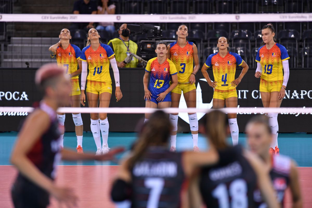 România a pierdut primul meci de la Campionatul European de volei feminin! Ce șanse au „tricolorele” la calificarea în „optimi”