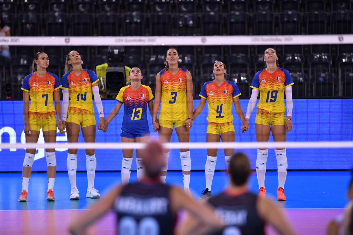 România a pierdut primul meci de la Campionatul European de volei feminin! Ce șanse au „tricolorele” la calificarea în „optimi”