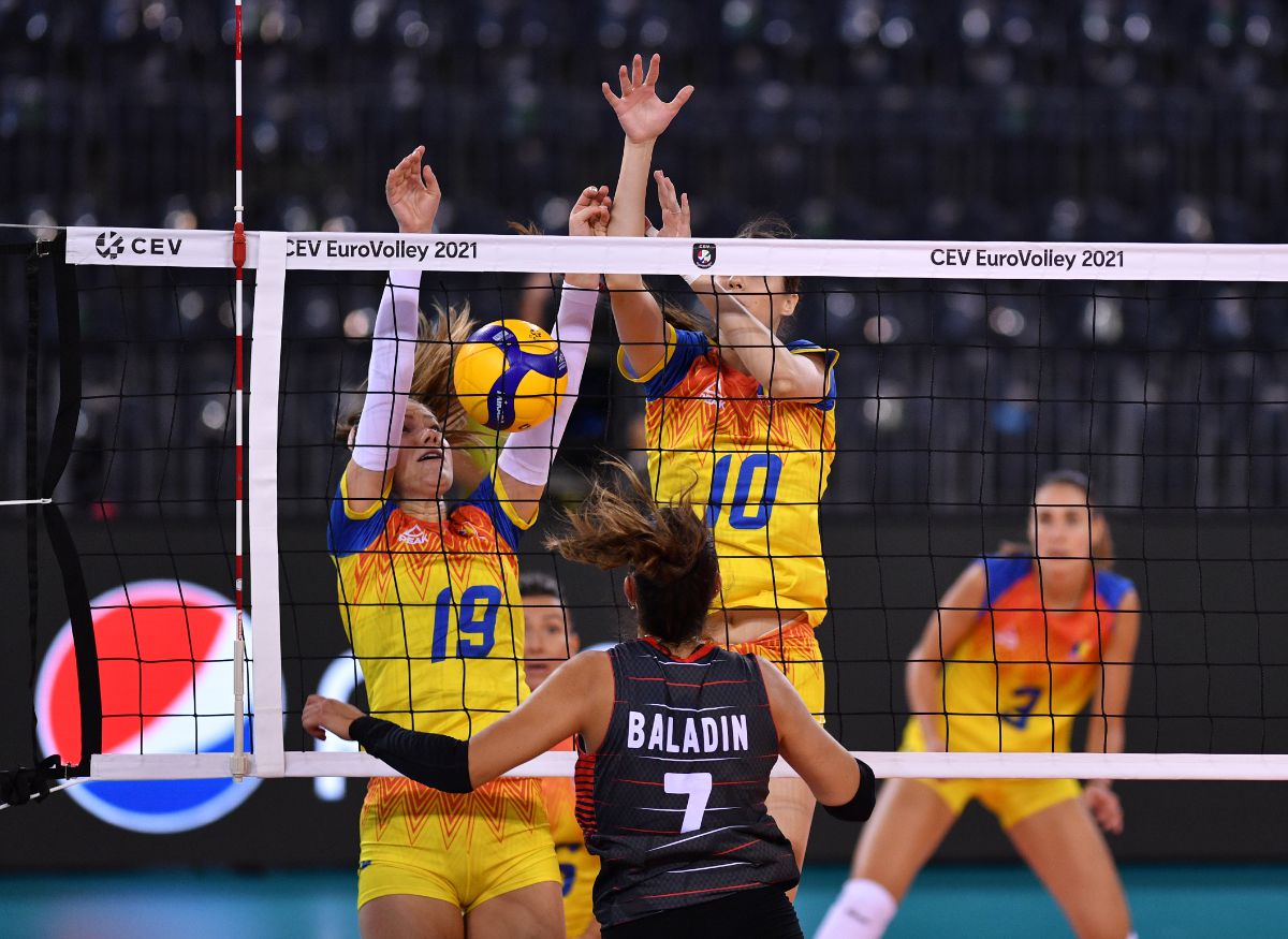 România a pierdut primul meci de la Campionatul European de volei feminin! Ce șanse au „tricolorele” la calificarea în „optimi”