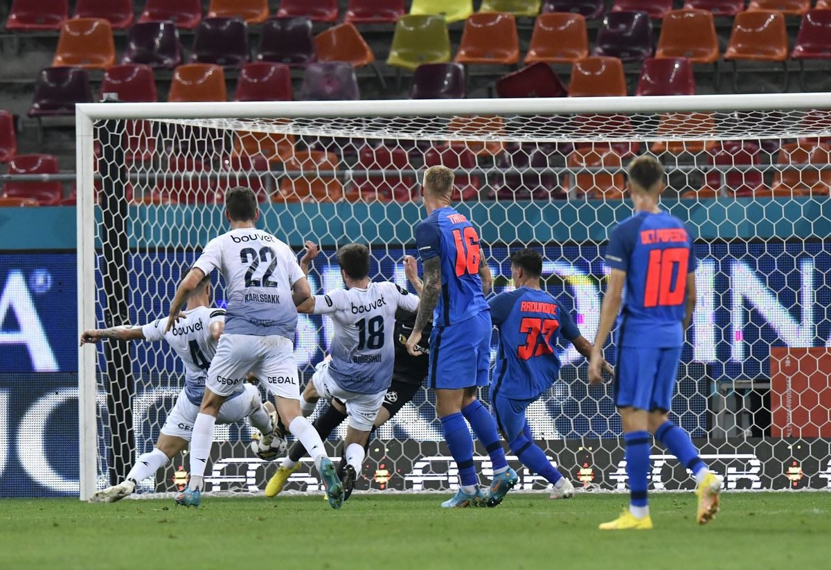 Răsturnare de situație înainte de Viking - FCSB » Ce spun acum casele de pariuri