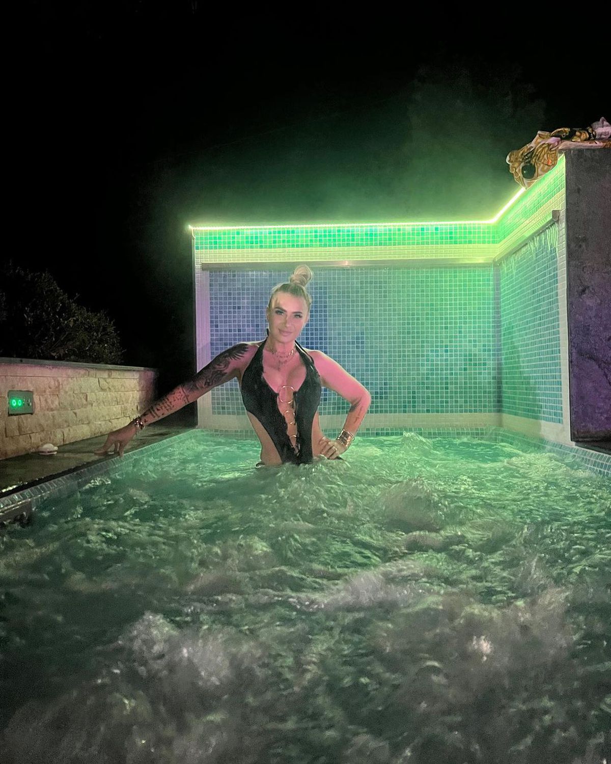 Anamaria Prodan, apariție interzisă minorilor în trafic: „Sunt numărul 1”