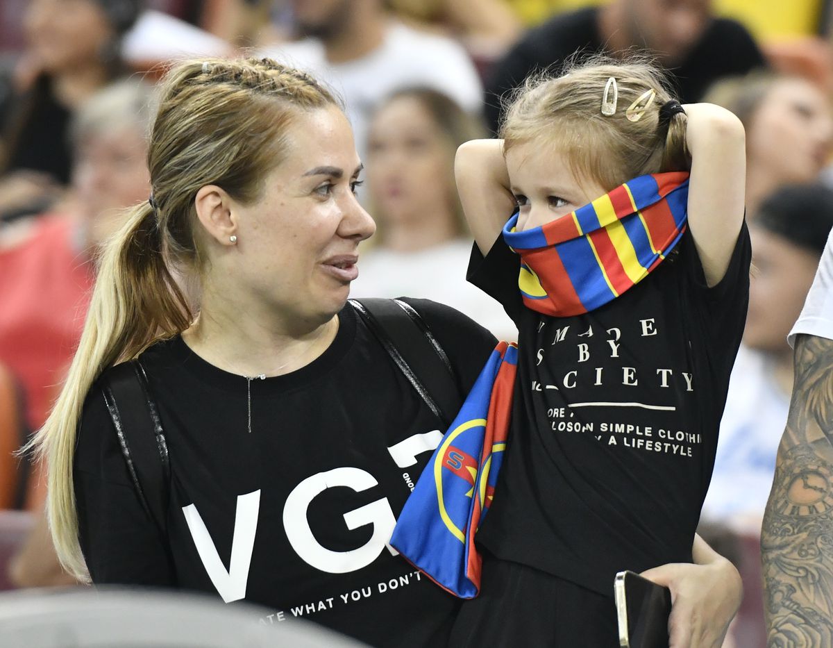 Defensiva FCSB, pusă la zid după repriza lamentabilă cu Viking: „Cum să iei gol imediat? Nu înțeleg ce face Olaru”