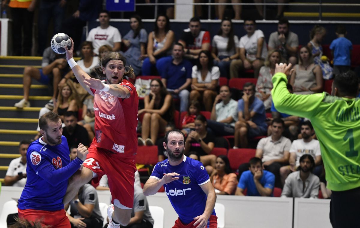 Dinamo e Supercampioana României! „Dulăii” au câștigat categoric duelul cu Steaua