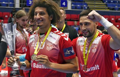 Dinamo e Supercampioana României! „Dulăii” au câștigat categoric duelul cu Steaua