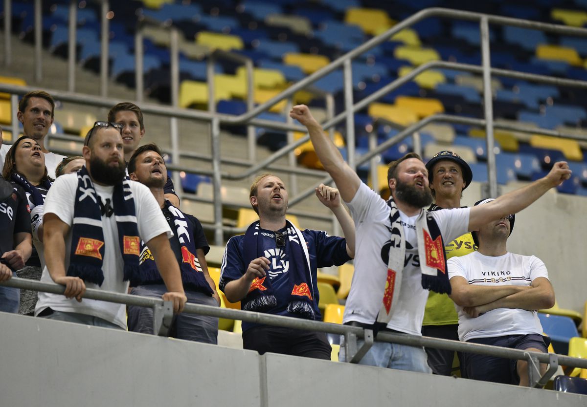 „Joacă la întâmplare!” » Antrenorul de 5 ori campion al Ligii 1 analizează eșecul cu Viking: „Am dat filmul înapoi și am senzația asta”