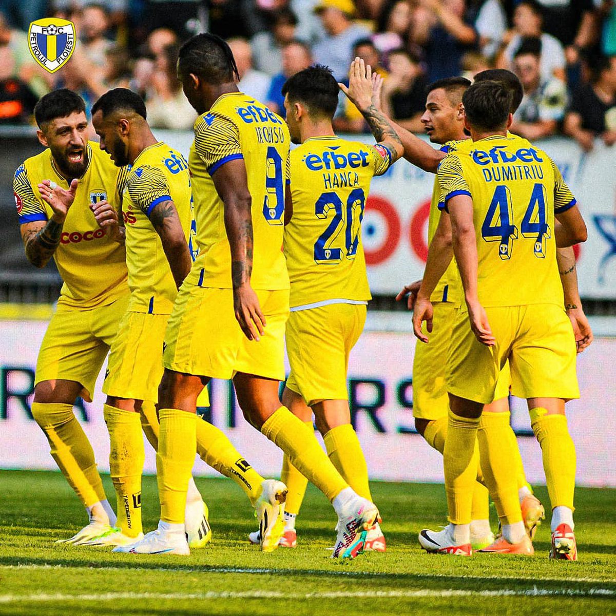 10 informații de la Petrolul - FCU Craiova » Slănină cu ceapă pentru arbitri, lacrimi de fericire, ture suplimentare + derapajul galeriei