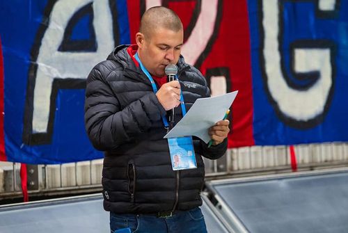 Chindia i-a desfăcut contractul de muncă ofițerului de presă Ionuț Marin, deși regulamentul prevede că orice club de Liga 2 trebuie să aibă un angajat în această poziție.