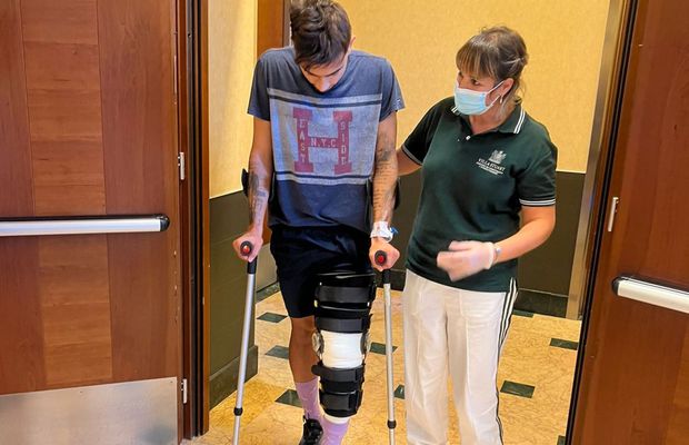 Jucătorul din SuperLiga s-a operat și mai joacă în 2024