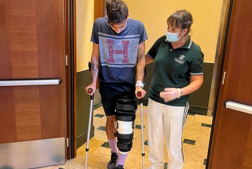George Merloi (23 de ani), extrema dreapta de la FC Voluntari, a fost operat după accidentarea gravă suferită la meciul cu Rapid, scor 2-1.
