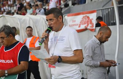 Viața de crainic de stadion, episodul 1 » Nicu Grameni e fan Dinamo din copilărie, dar a fost cântărețul lui Gigi Becali: „Dădea multe dedicații”