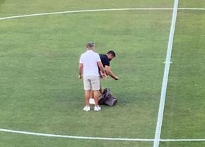 Imagini curioase surprinse cu două ore înainte de Rapid - Dinamo, pe gazonul din Giulești