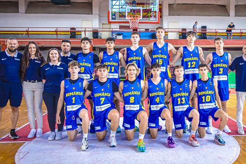 România U16, medaliată cu argint / Foto: FRB