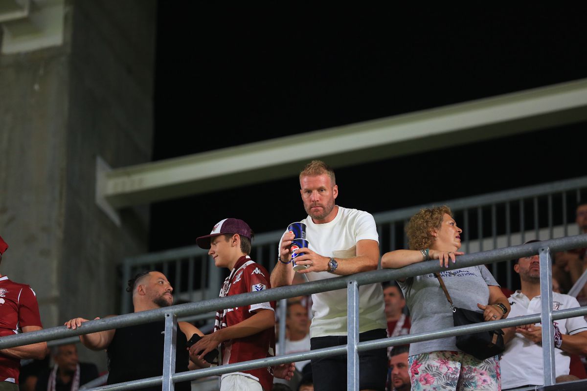 „E greu să înveți atât de repede jocul ăsta. Șucu este înconjurat de oameni care nu au legătură cu fenomenul” » Patronul Rapidului, „demolat” de un fost oficial din Giulești