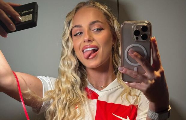 Cea mai frumoasă fotbalistă din lume a plecat din Europa » Ana Maria l-a lăsat acasă și pe jucătorul dorit de Dinamo