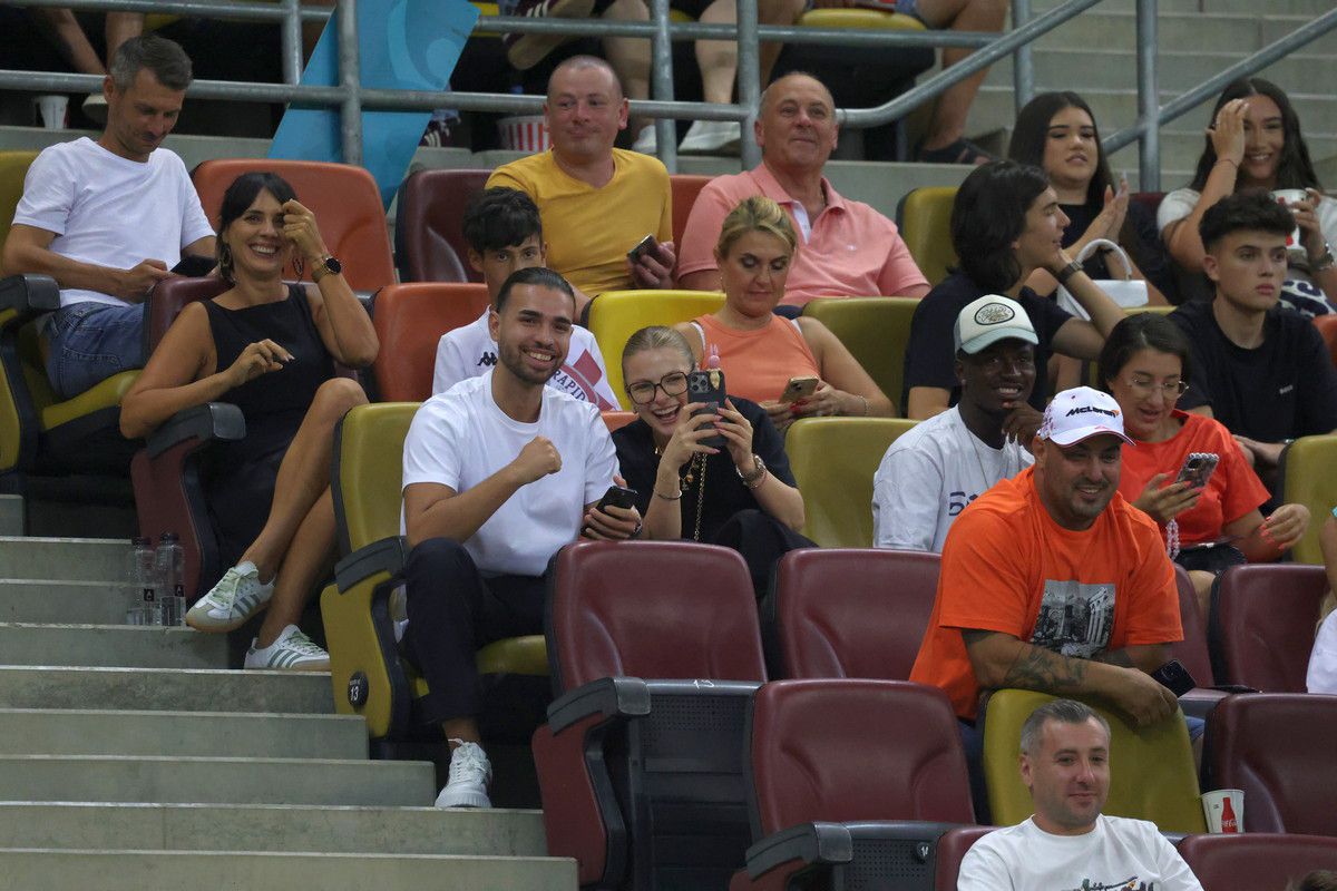 Gol pe teren și show în tribune » Antonia, iubita lui Daniel Bîrligea, a furat privirile la derby