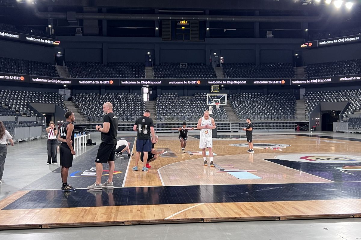 Entuziasm, emoții și glume nesărate înaintea unui nou început pentru U-BT Cluj-Napoca » Ce au declarat oamenii-cheie ai campioanei României