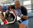 Mike Tyson continuă să arate că e gata de revenire în forță în ring