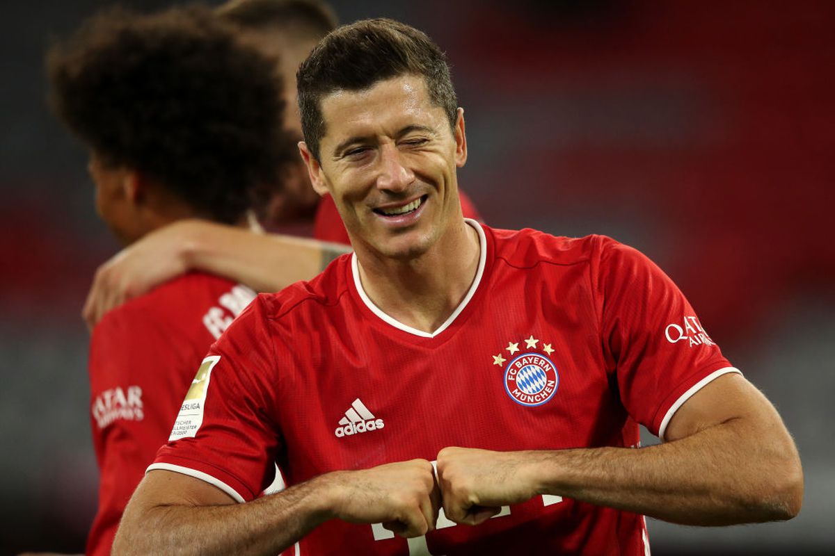FOTO Bayern Munchen a spulberat Schalke în primul meci al sezonului! 8 goluri și momente remarcabile pentru „mașinăria” lui Flick