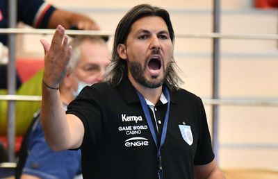 Adi Vasile, exasperat în timpul eșecului cu Rostov: „Ori faceți asta, ori vom arăta ca niște funduri, ca naiba!” + explicațiile prestațiilor sub așteptări