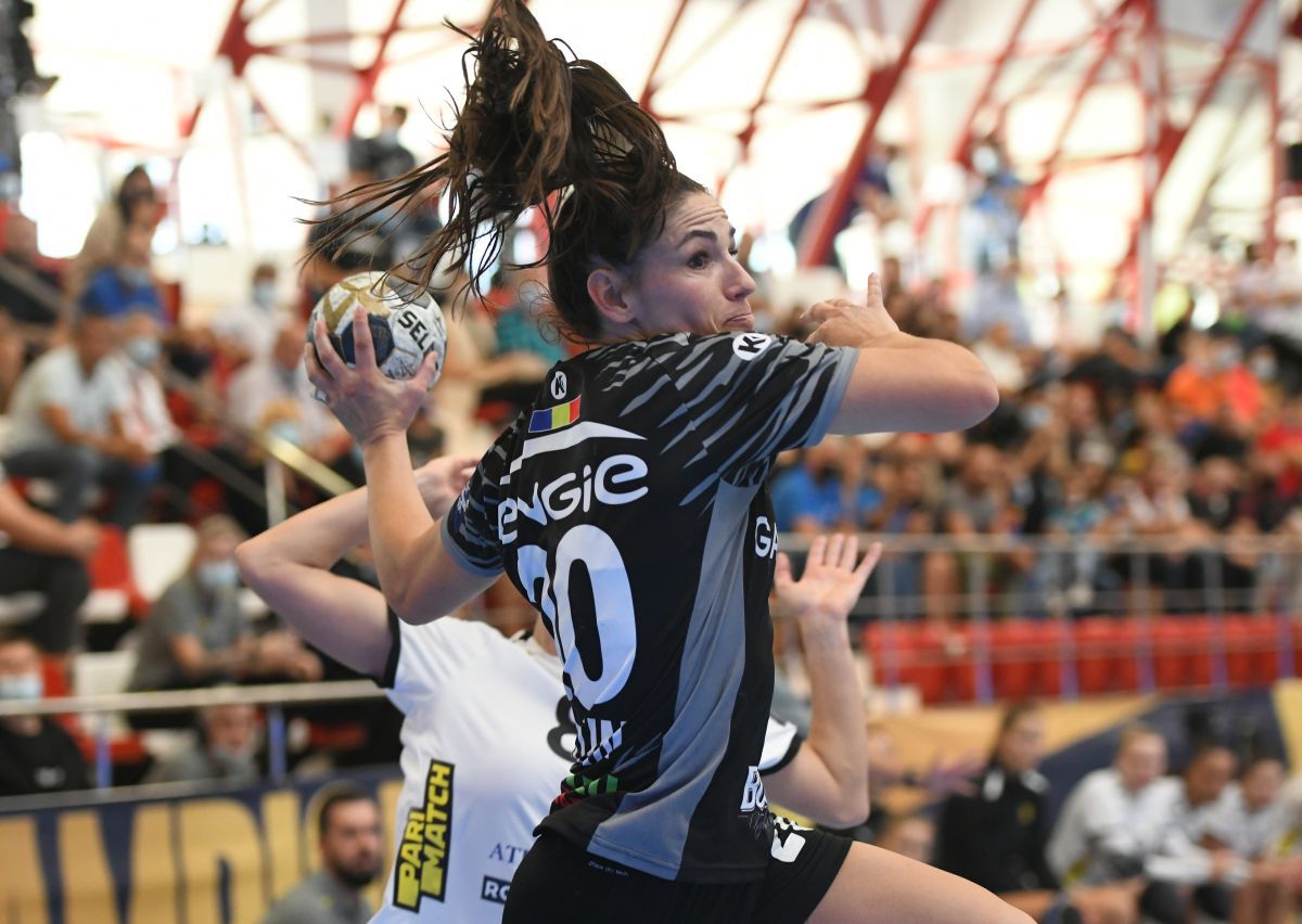 CSM București pierde clar cu Rostov-Don în Liga Campionilor! Cristina Neagu, prestație de dat uitării