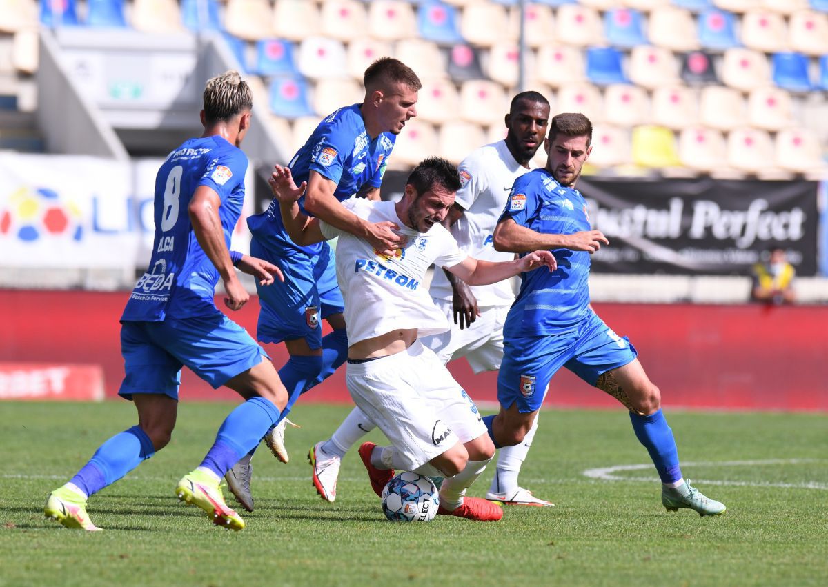 Chindia - Farul 2-0 » Fundașul de națională l-a „îngropat” pe Hagi! Al doilea eșec al sezonului pentru dobrogeni