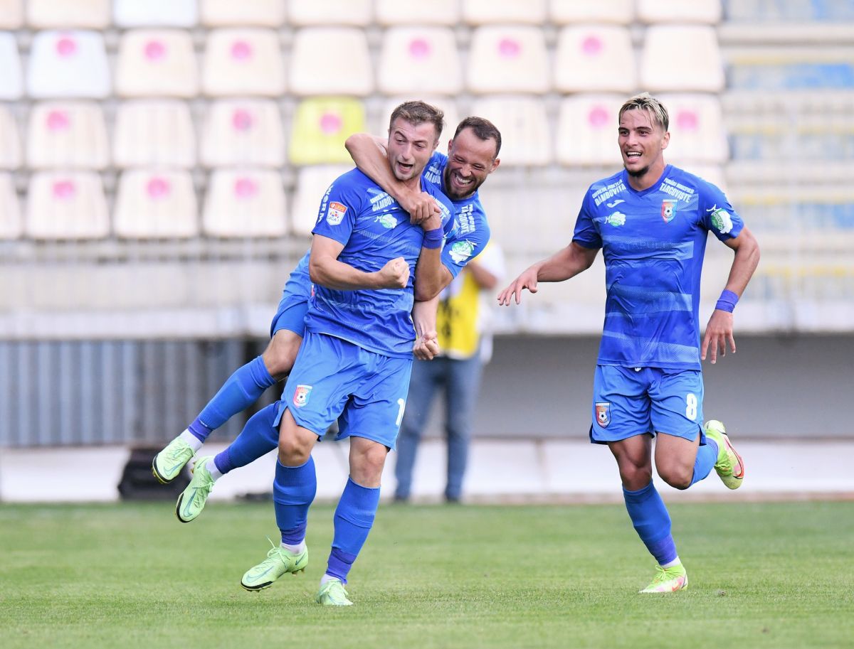 Chindia - Farul 2-0 » Fundașul de națională l-a „îngropat” pe Hagi! Al doilea eșec al sezonului pentru dobrogeni