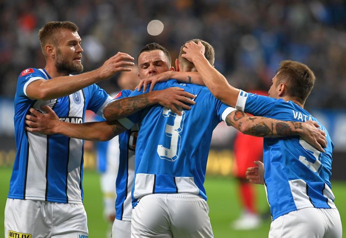 Se îngroașă gluma la FCSB! Rădoi l-a dominat tactic pe Dică, iar roș-albaștrii se îndreaptă către cel mai scump play-out din istorie » Clasamentul ACUM