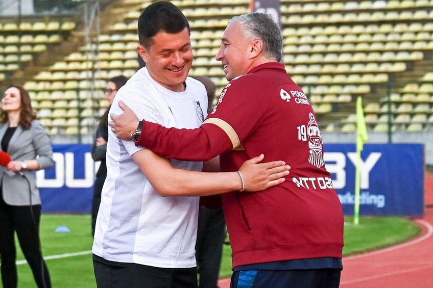 Dan Petrescu (54 de ani) consideră nedrept tratamentul de care are parte Andrei Prepeliță (36 de ani), antrenorul lui FC Argeș. / FOTO: Raed Krishan