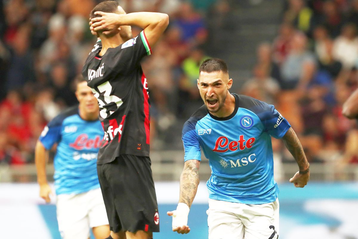 Napoli dă lovitura pe terenul lui AC Milan și urcă pe primul loc în Serie A » Clasamentul actualizat din Italia