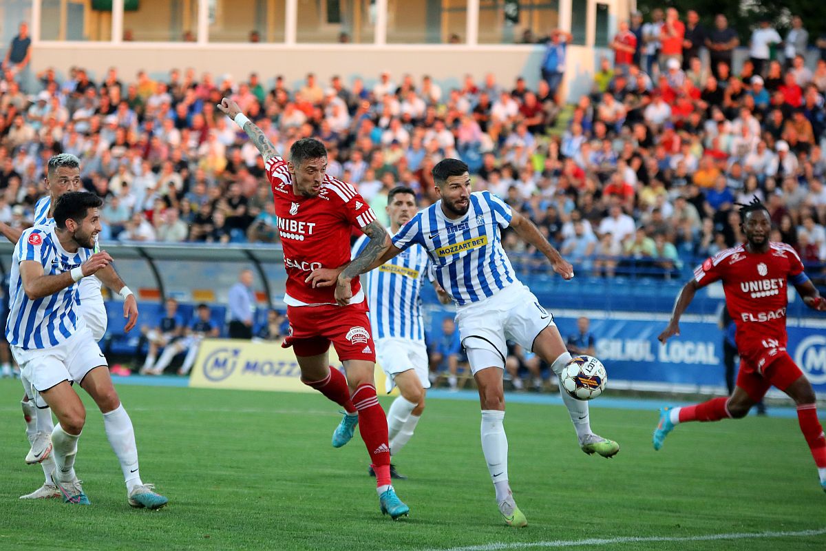 Leo Grozavu, nemulțumit după remiza cu FC Botoșani: „Este inadmisibil să luăm gol așa!”