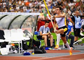 Armand Duplantis, 6,23 metri, nou record mondial la săritura cu prăjina! » „Știam că nu trebuie să mă panichez”