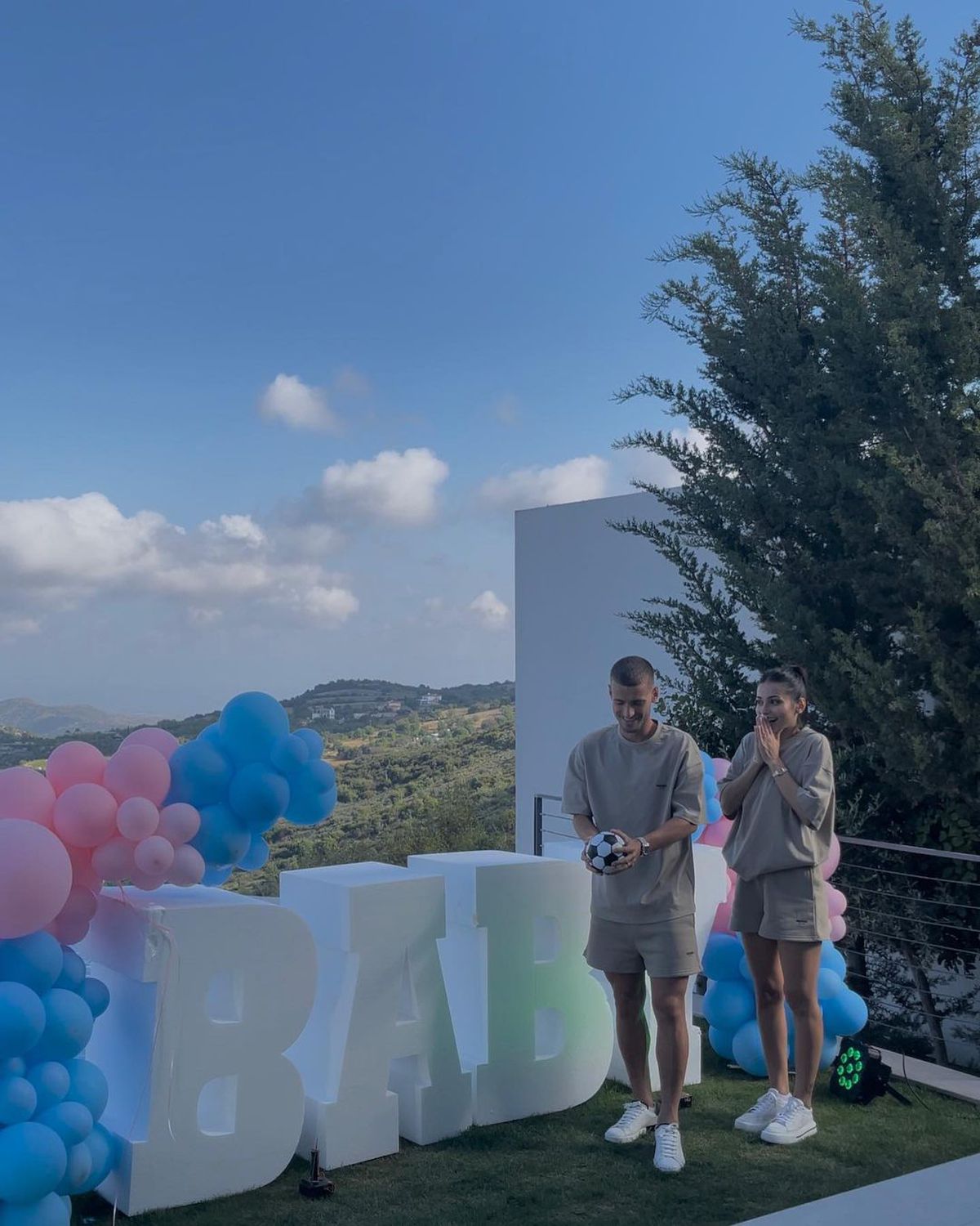 FOTO Alexandra Kourtidou, logodnica lui Vlad Dragomir