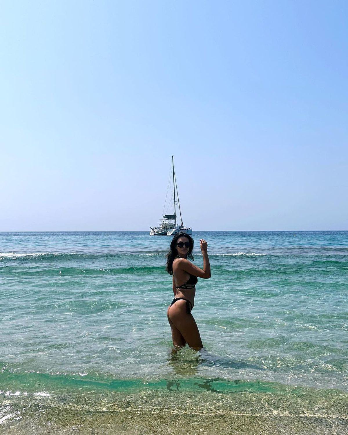 Cea mai sexy fană a Farului, reacție dură: „Prea de tot”